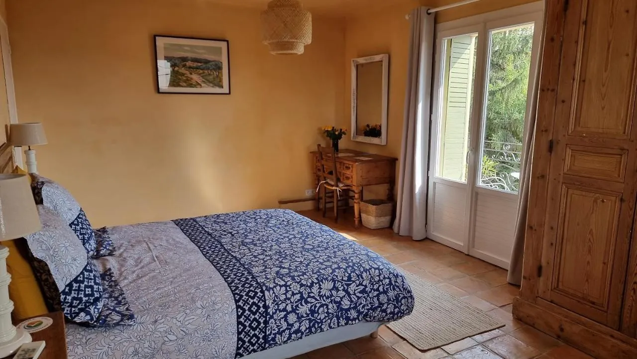 Les Tournesols Bed & Breakfast Mallemort 0*,