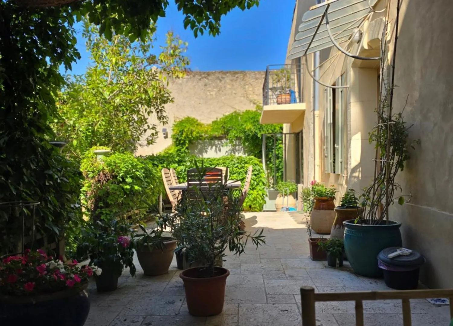 Les Tournesols Bed & Breakfast Mallemort 0*,  France