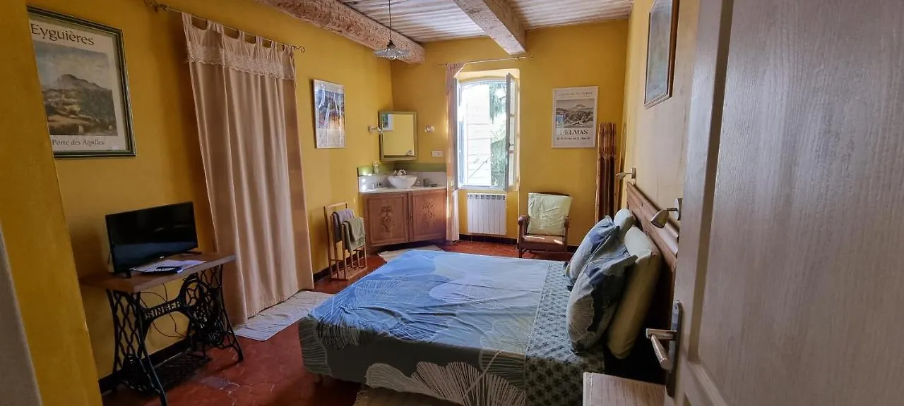 Bed and Breakfast Les Tournesols Mallemort