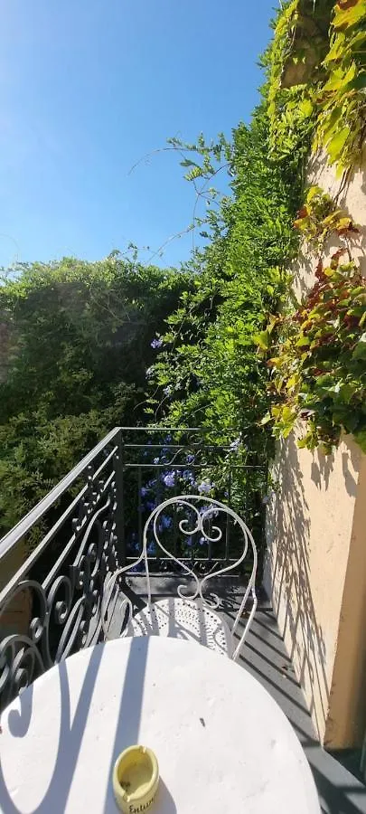 Les Tournesols Bed & Breakfast Mallemort France