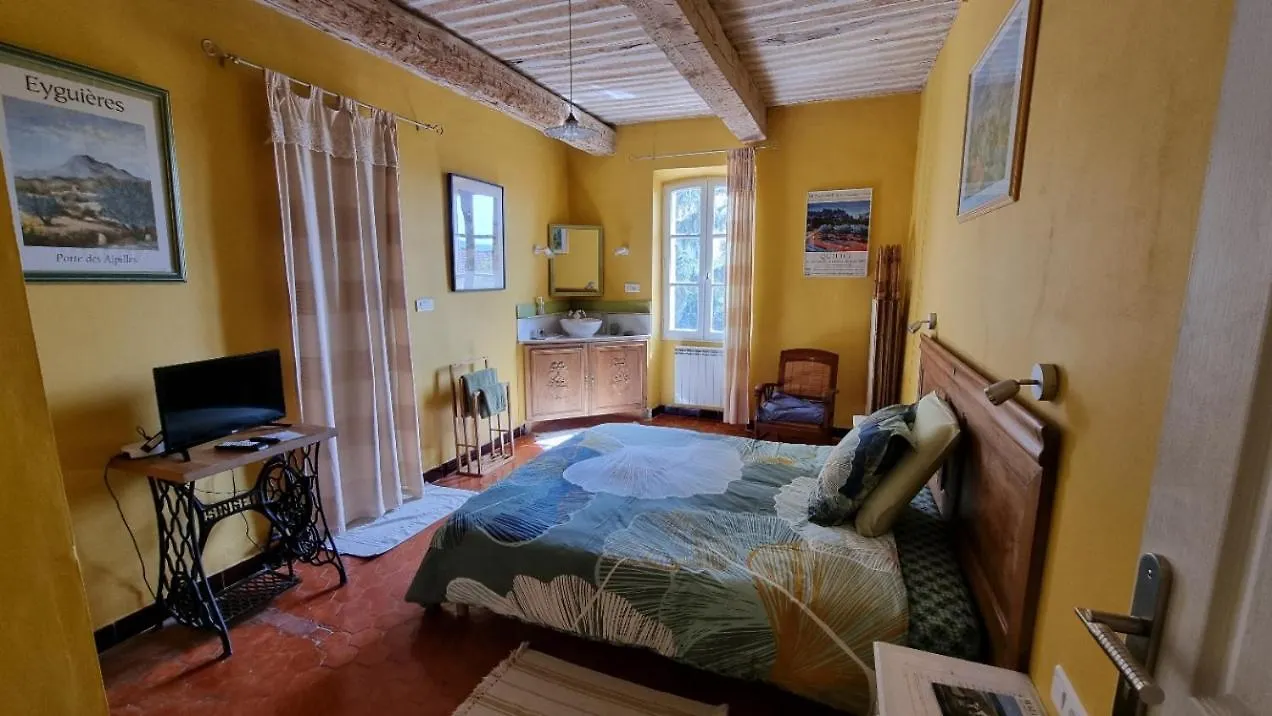 Les Tournesols Bed & Breakfast Mallemort