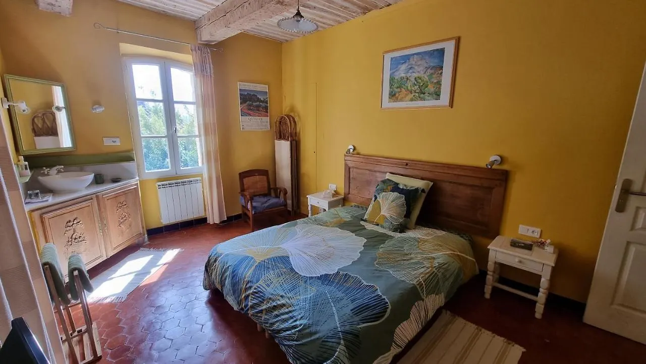 Bed and Breakfast Les Tournesols Mallemort 0*,  Francia